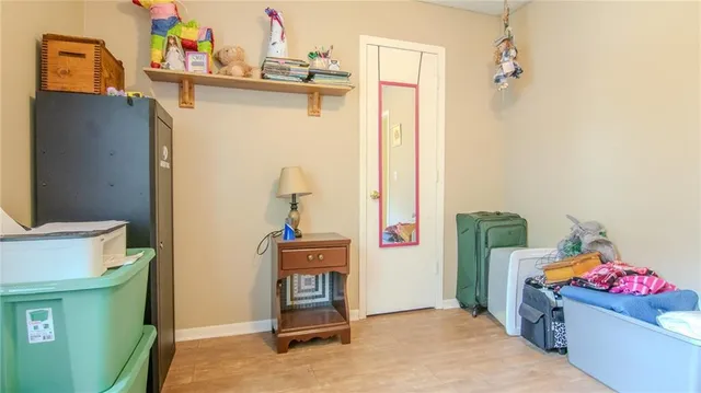 $215,000 | 218 Crawford Drive, Clinton, MO 64735