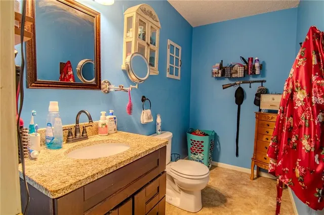 $215,000 | 218 Crawford Drive, Clinton, MO 64735