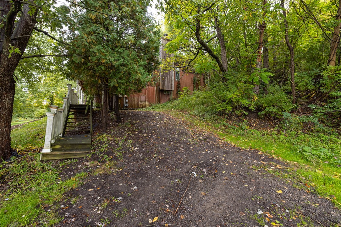 3634 Oakmount Road Bloomfield, NY 14469 - Photo 4 of 25 Gallery Image 4
