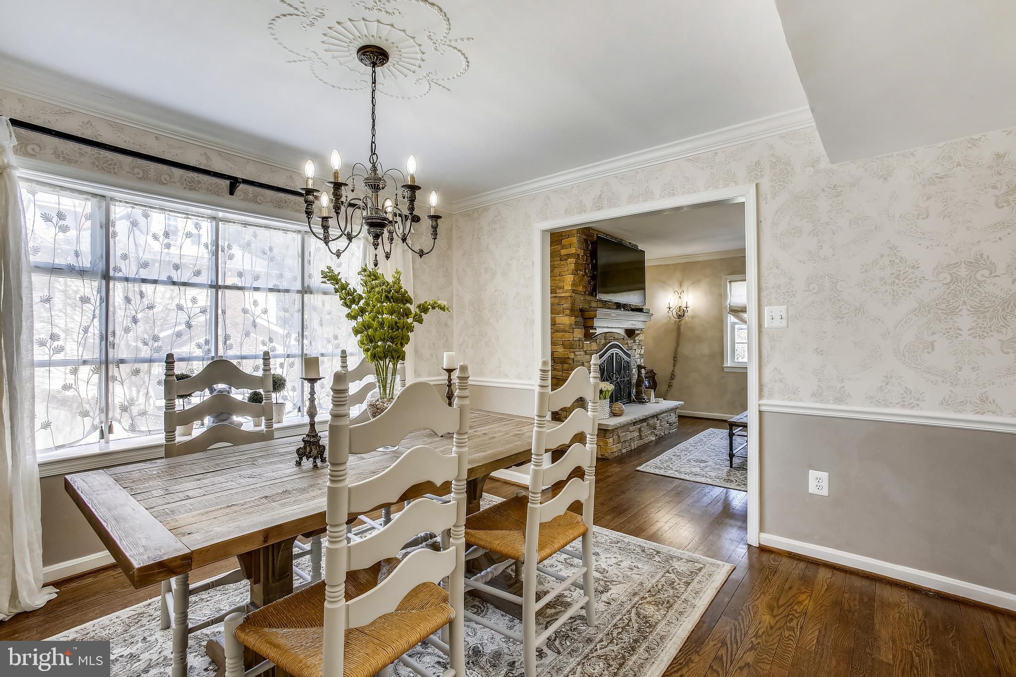 14 Russell Road Alexandria, VA 22301 - Photo 19 of 69 Dining Room