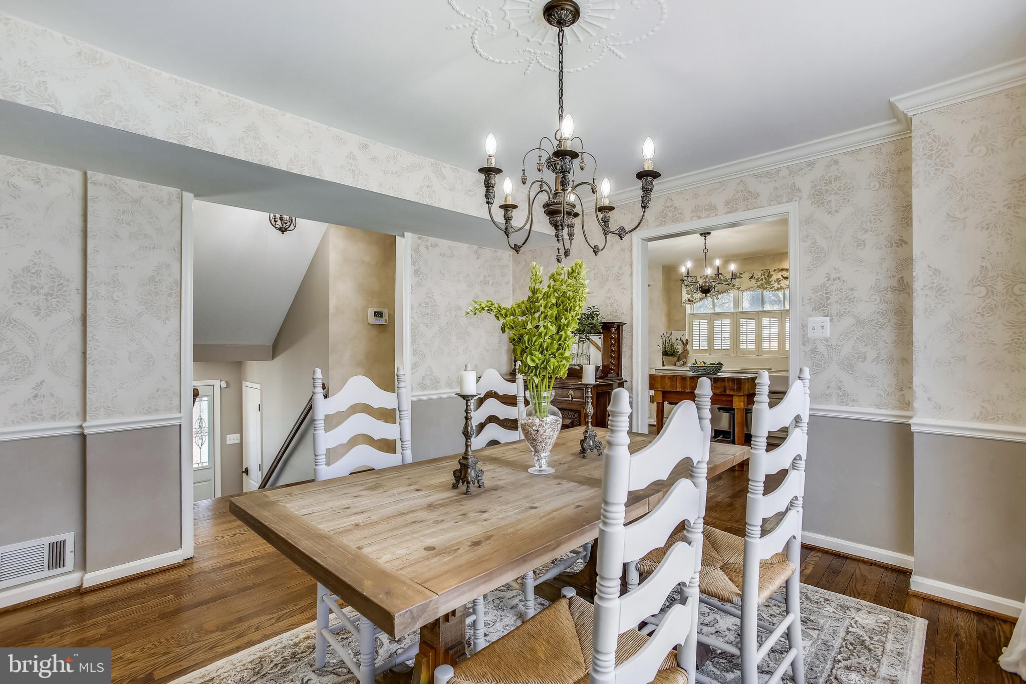 14 Russell Road Alexandria, VA 22301 - Photo 20 of 69 Dining Room
