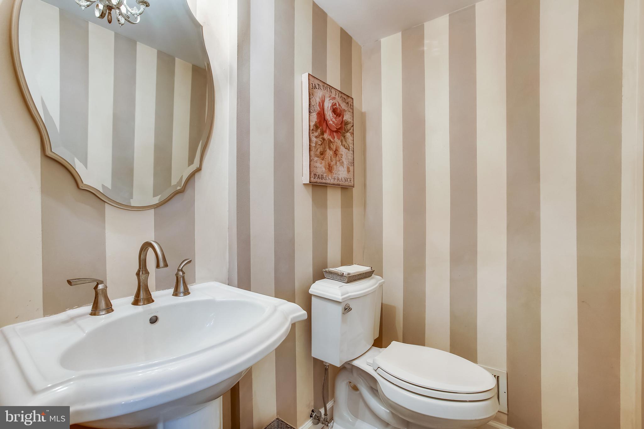 14 Russell Road Alexandria, VA 22301 - Photo 21 of 69 Powder Room - Main Level