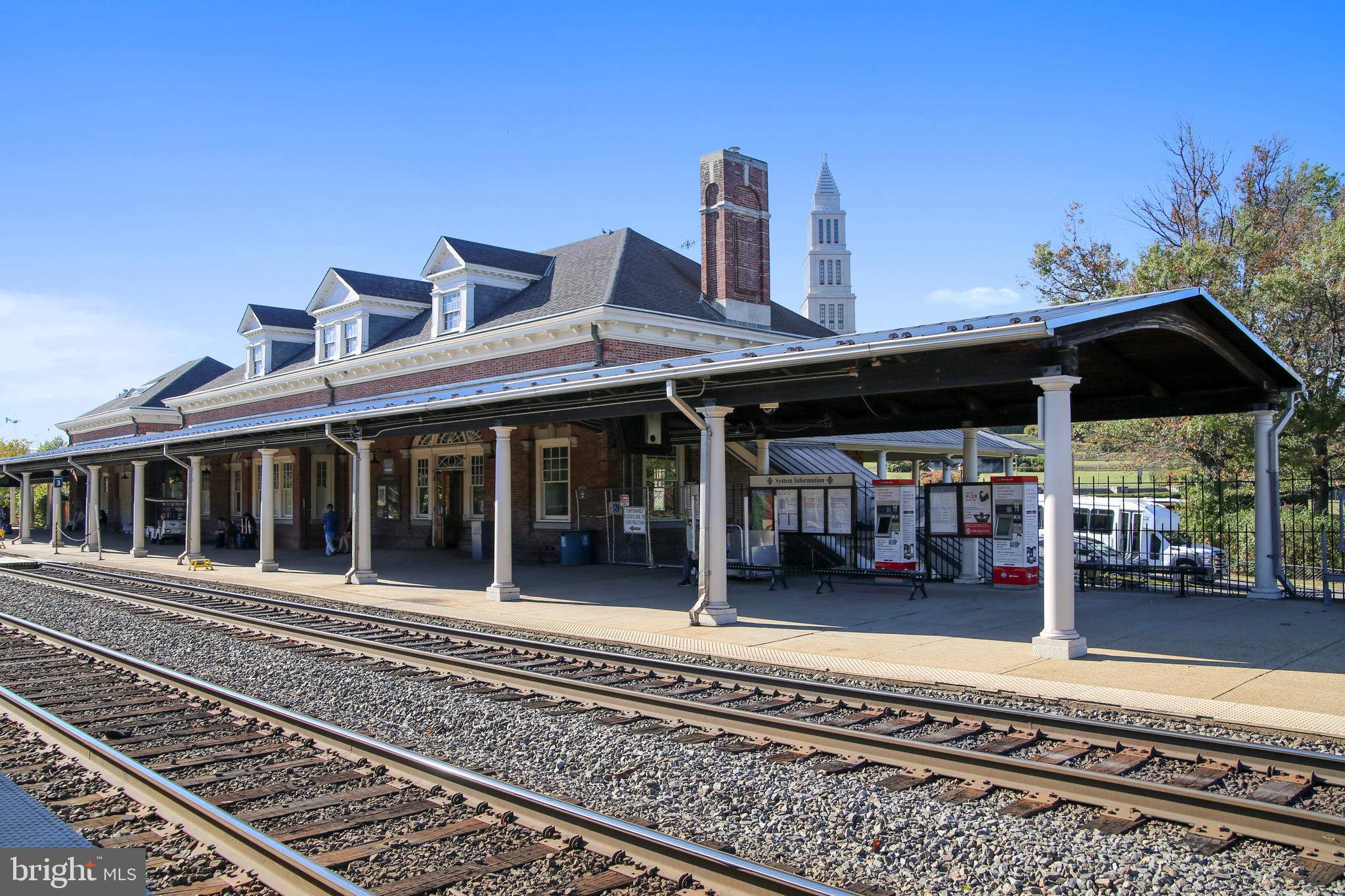14 Russell Road Alexandria, VA 22301 - Photo 58 of 69 Alexandria Train Station