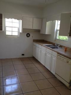 154 West 22nd Street Riviera Beach, FL 33404 - Photo 5 of 6 154 W 22nd kitchen