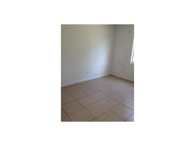 154 West 22nd Street Riviera Beach, FL 33404 - Photo 6 of 6 154 W 22nd living