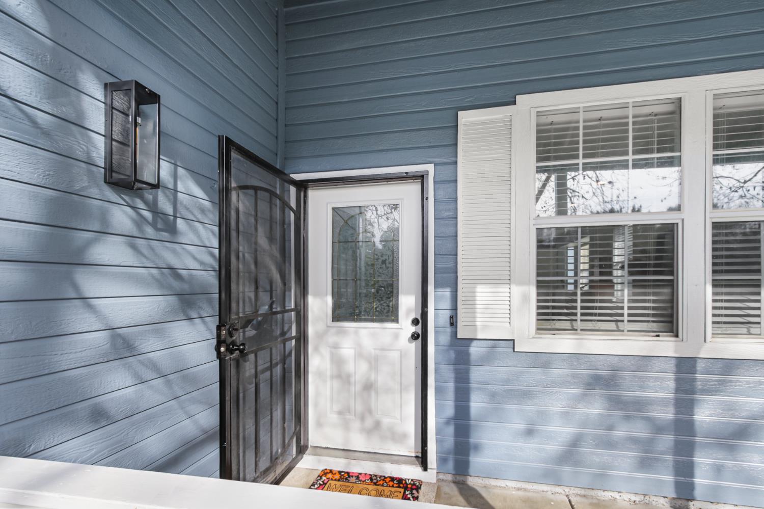 225 Creekside Way Winters, CA 95694 - Photo 2 of 55