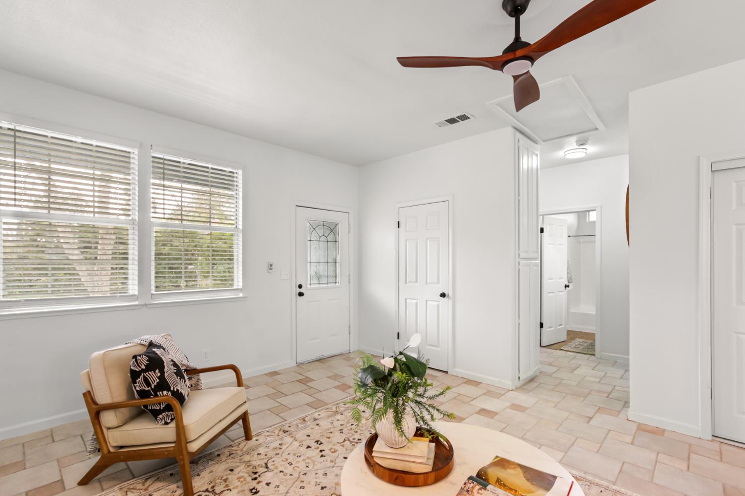 225 Creekside Way Winters, CA 95694 - Photo 3 of 55