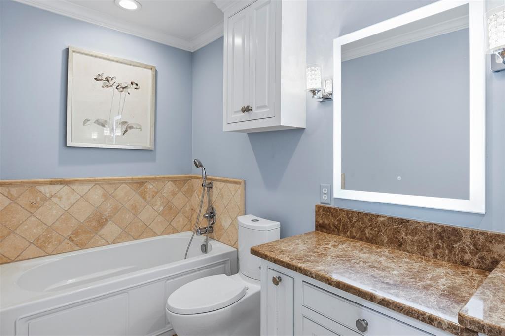 1357 Roaring Springs Road Fort Worth, TX 76114 - Photo 19 of 30