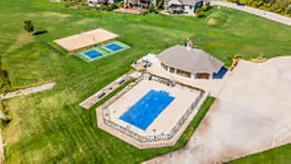 $800,000 | 2412 North Doris Circle, Wichita, KS 67205