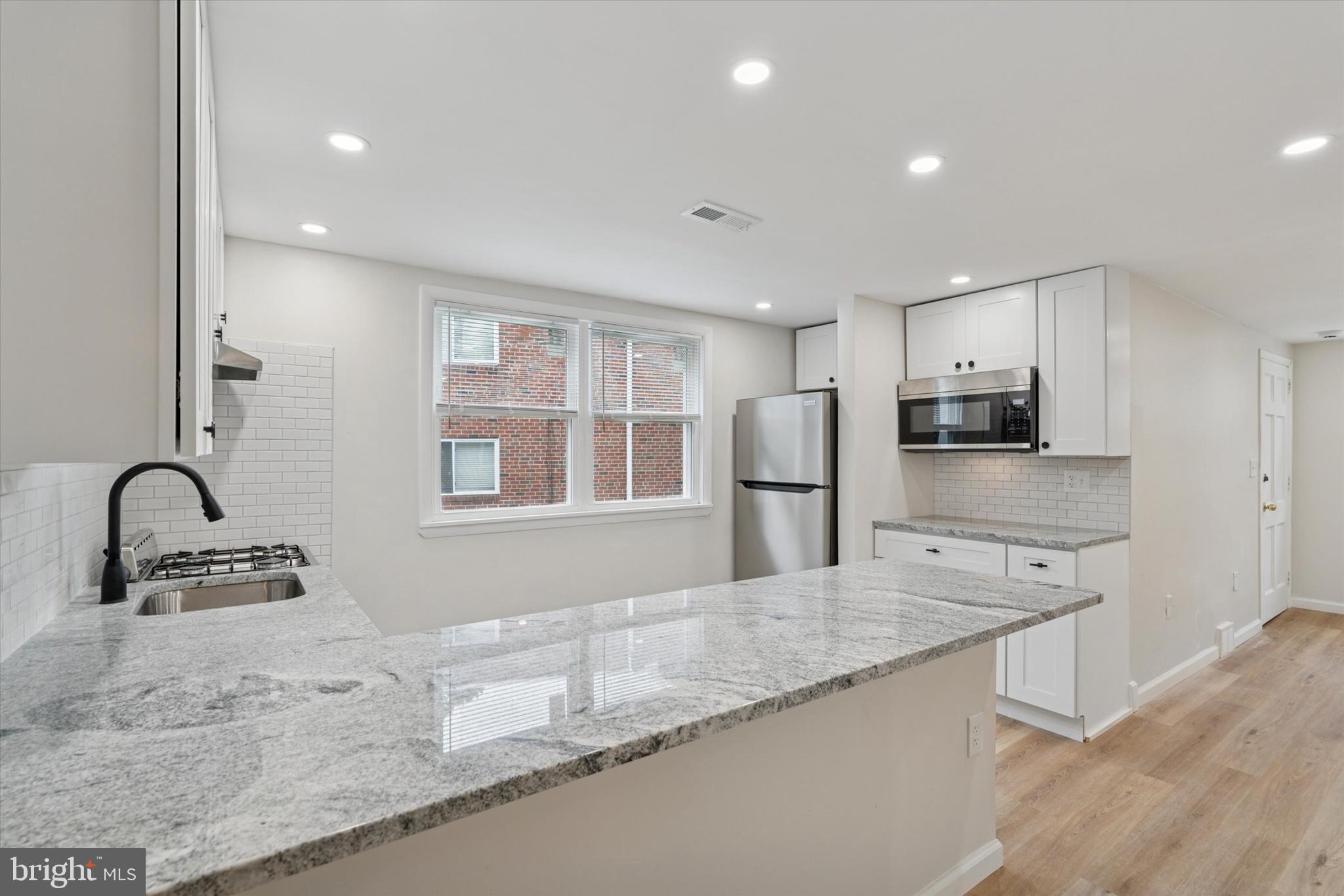 421 West Jefferson Street, Unit B Media, PA 19063 - Photo 8 of 15 Gallery Image 8