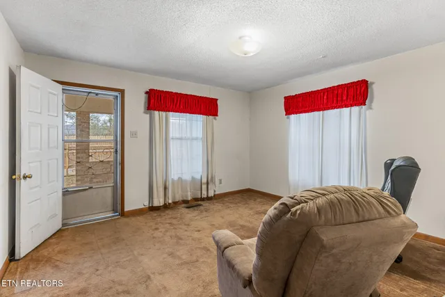 $289,000 | 808 Cantrell Place, Etowah, TN 37331