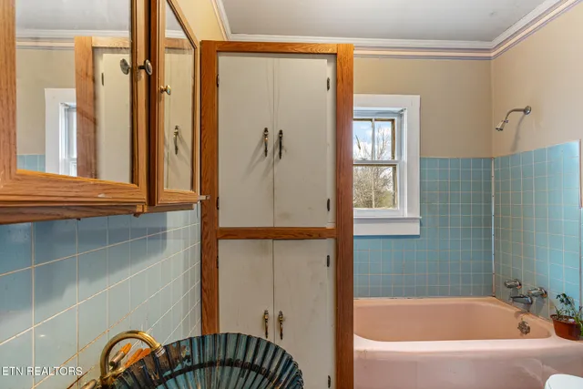 $289,000 | 808 Cantrell Place, Etowah, TN 37331