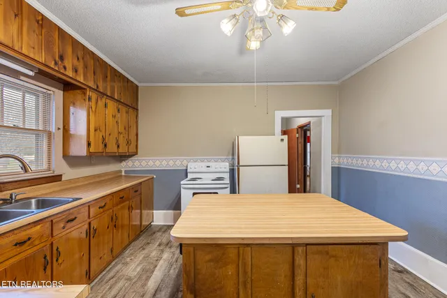 $289,000 | 808 Cantrell Place, Etowah, TN 37331