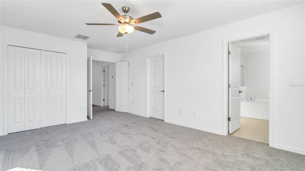 6704 Back Forty Loop Zephyrhills, FL 33541 - Photo 11 of 30