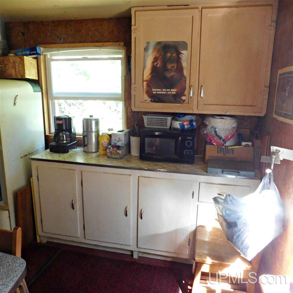 5100 Unnamed Woods Road Osseo, MI 54758 - Photo 8 of 33