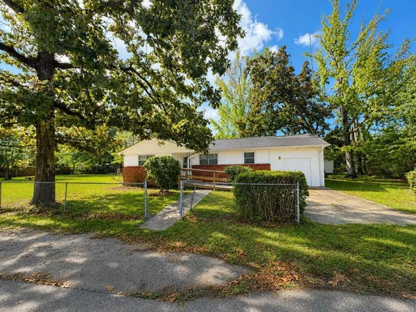 $189,900 | 409 Peach Street, Picayune, MS 39466