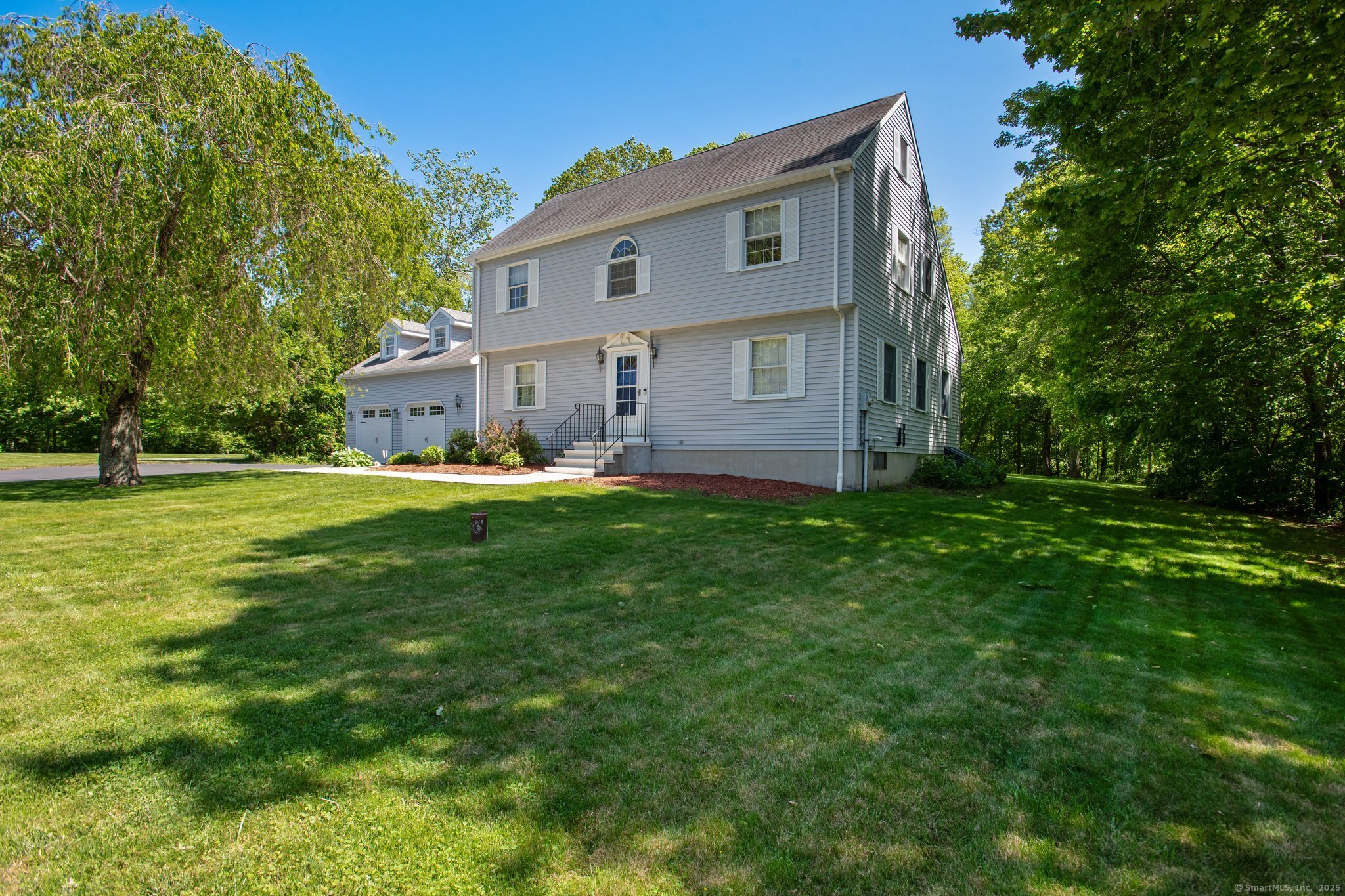 10 Colonial Drive Clinton, CT 06413 - Photo 1 of 1