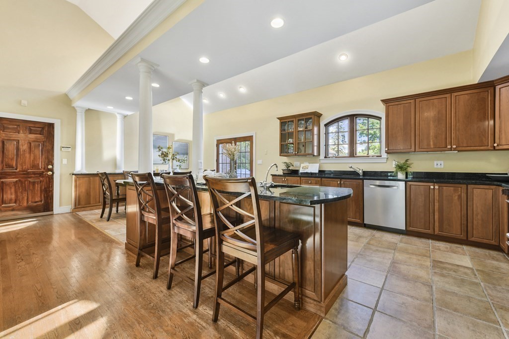 23 Landers Road Stoneham, MA 02180 - Photo 4 of 42