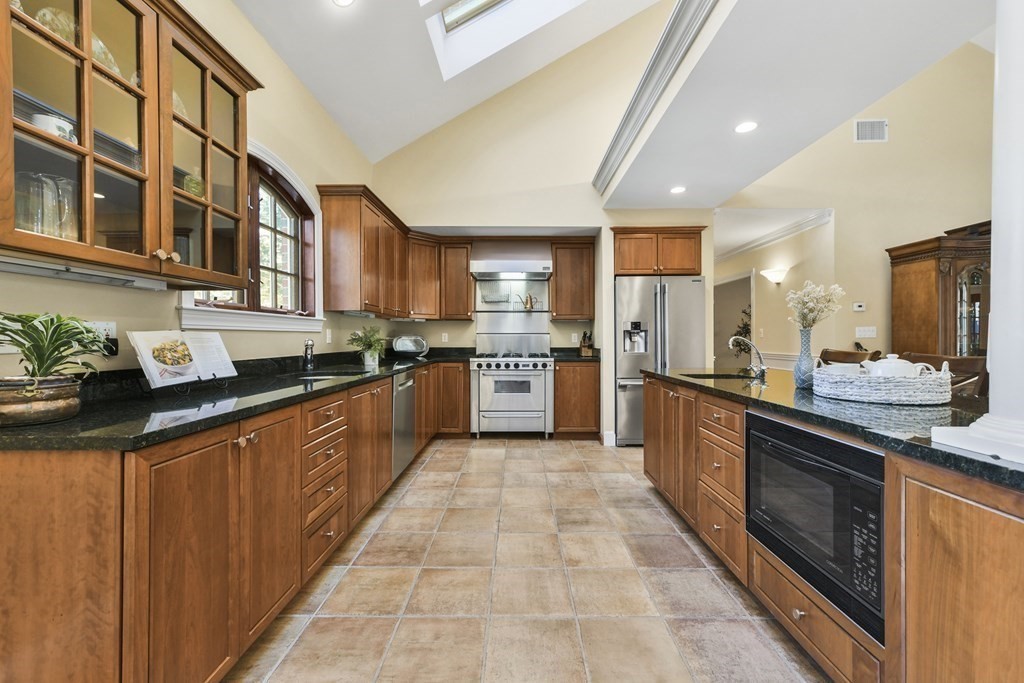 23 Landers Road Stoneham, MA 02180 - Photo 6 of 42