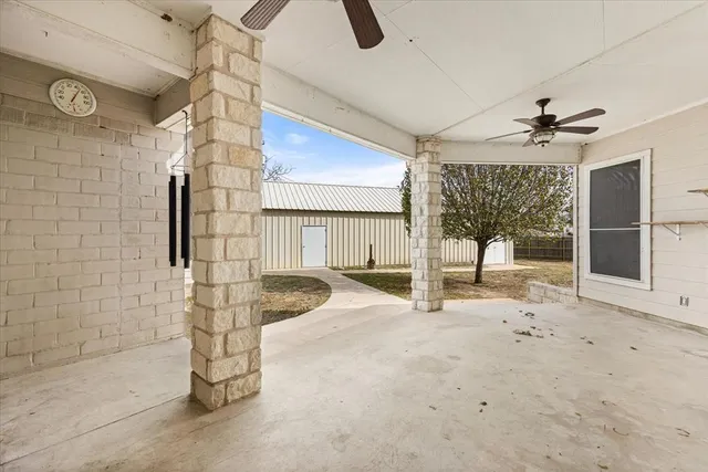 $350,000 | 206 North Bouldin Street, Hamilton, TX 76531