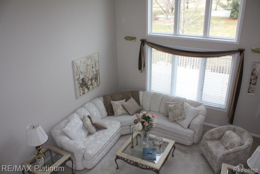 Living room 1.jpg