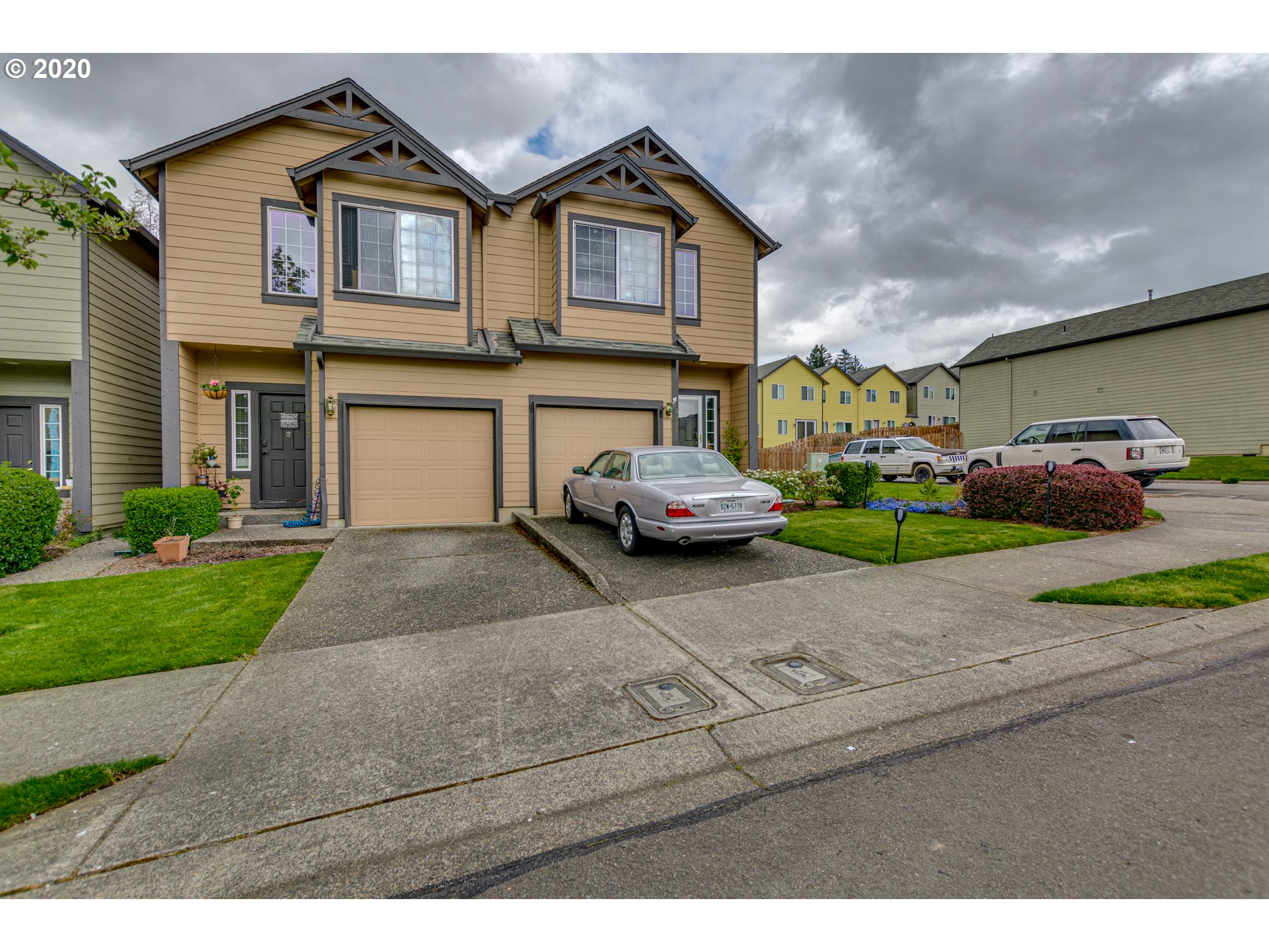 5893 Southeast 16th Loop Gresham, OR 97080 - Photo 3 of 27 Gallery Image 3