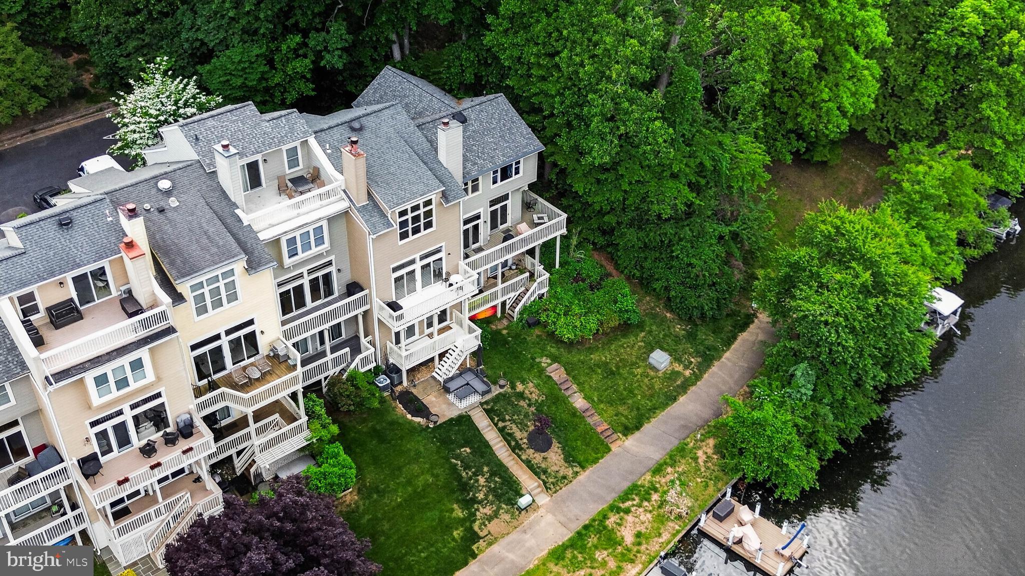 11103 Lake Chapel Lane Reston, VA 20191 - Photo 28 of 91