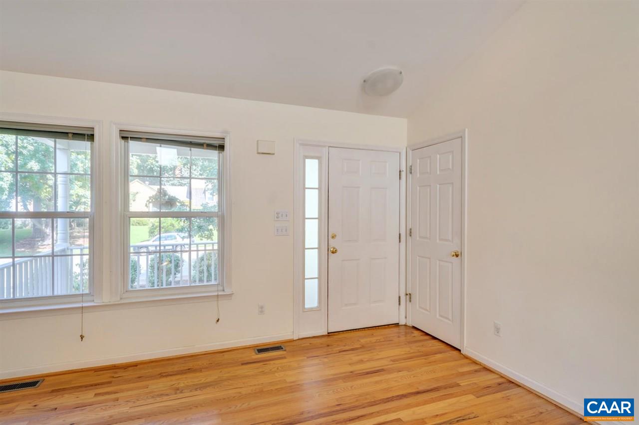 1426 Grove Road Charlottesville, VA 22901 - Photo 9 of 37 Gallery Image 9