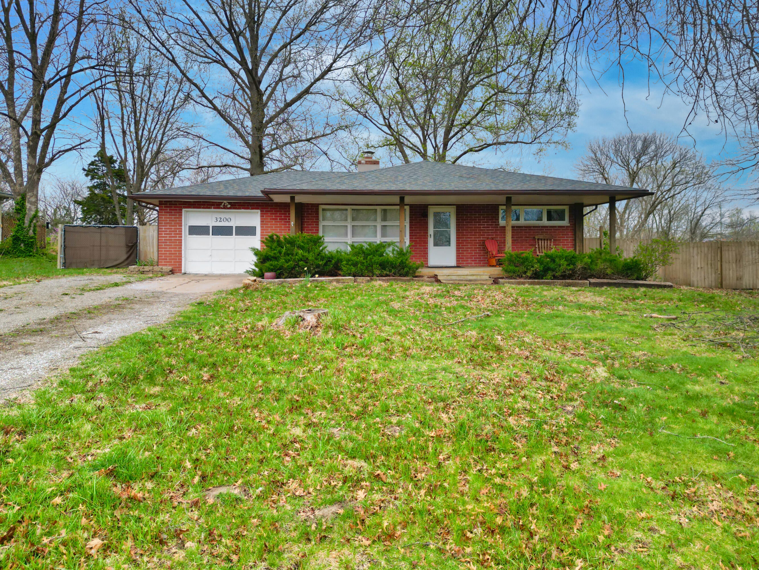 3200 Greenridge Road Columbia, MO 65202 - Photo 1 of 1 3200 Green Ridge Rd