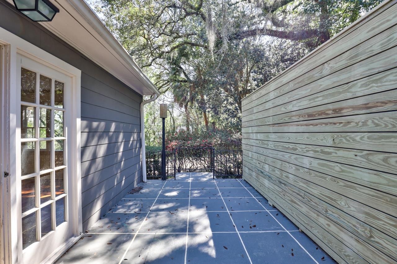 2014 Golf Terrace Drive, Tallahassee, FL 32301 Compass