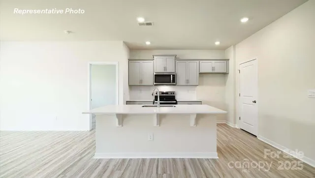 $349,790 | 412 Brinkley Drive, Kings Mountain, NC 28086