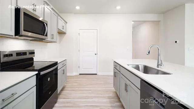 $349,790 | 412 Brinkley Drive, Kings Mountain, NC 28086