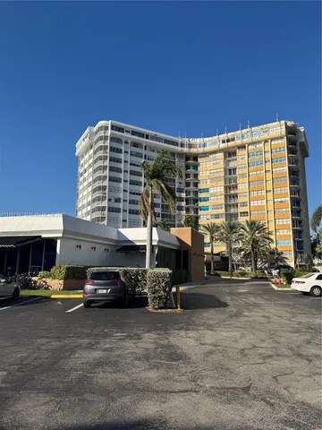 $2,500 | 100 Golden Isles Drive, Unit 1014, Hallandale Beach, FL 33009