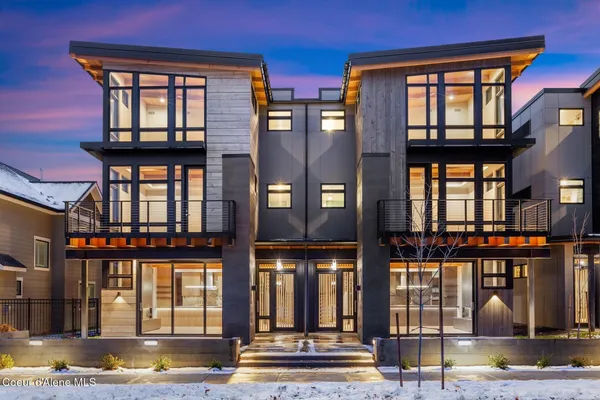 $1,995,000 | 810 East Lakeside Avenue, Coeur D'Alene, ID 83814