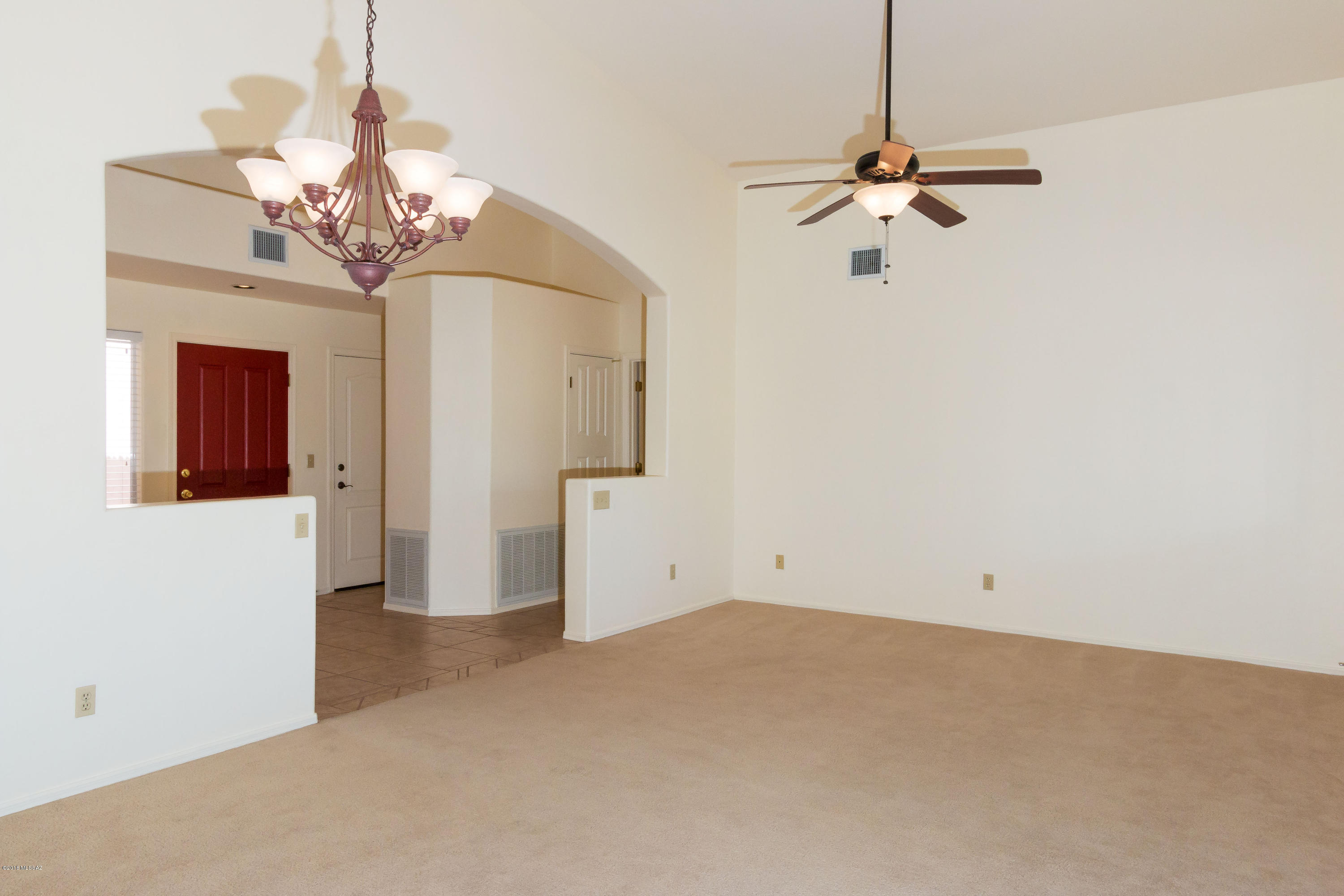 299 Ajax Peak Road Tucson, AZ 85737 - Photo 3 of 27 Gallery Image 3