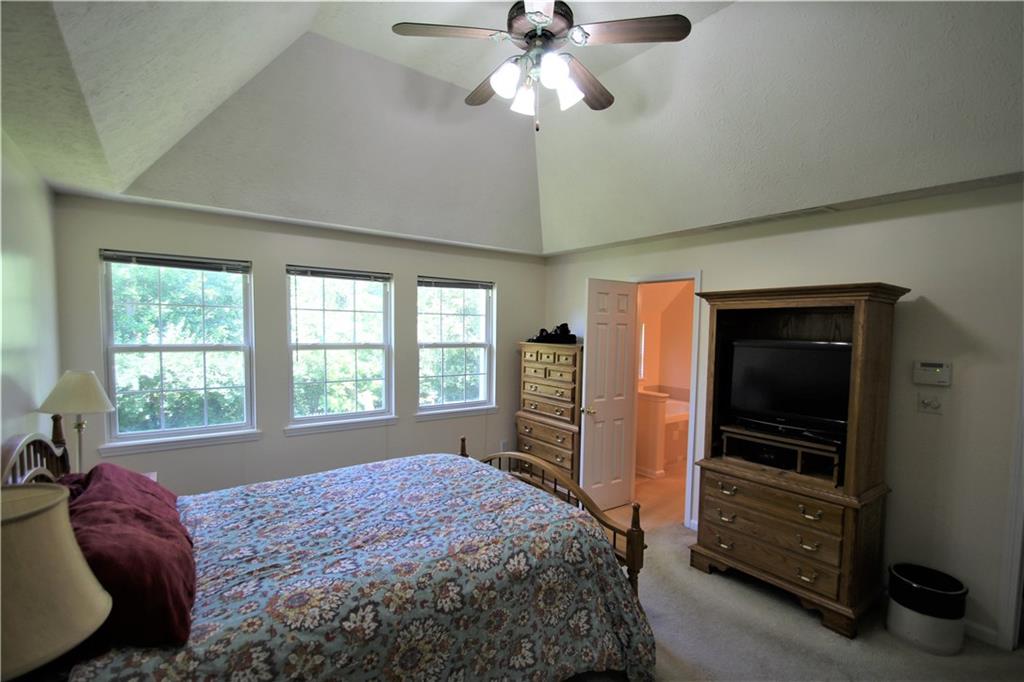 4814 Melbourne Road Indianapolis, IN 46228 - Photo 6 of 33 Gallery Image 6