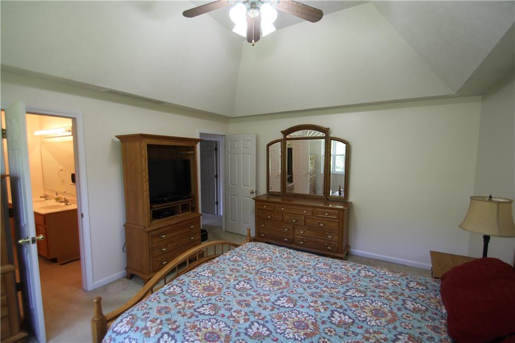 4814 Melbourne Road Indianapolis, IN 46228 - Photo 8 of 33 Gallery Image 8