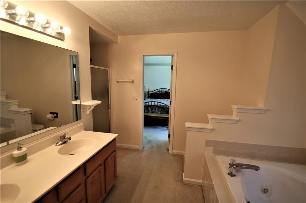 4814 Melbourne Road Indianapolis, IN 46228 - Photo 10 of 33 Gallery Image 10