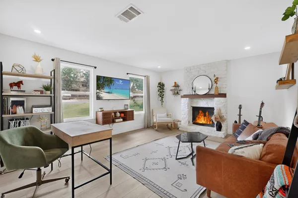 $645,000 | 7402 Gaines Mill Lane, Austin, TX 78745