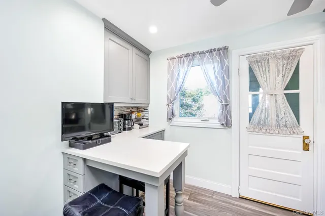 $848,000 | 77-20 62nd Street | Glendale