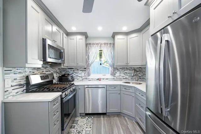 $848,000 | 77-20 62nd Street | Glendale