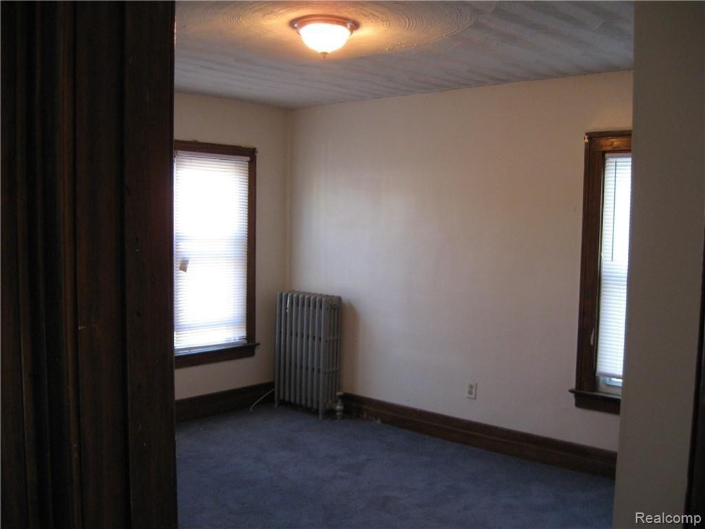 124 Walnut Street River Rouge, MI 48218 - Photo 21 of 34 060.JPG