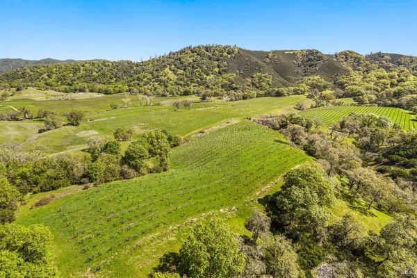 $6,950,000 | 5155 Mill Creek Road, Ukiah, CA 95482