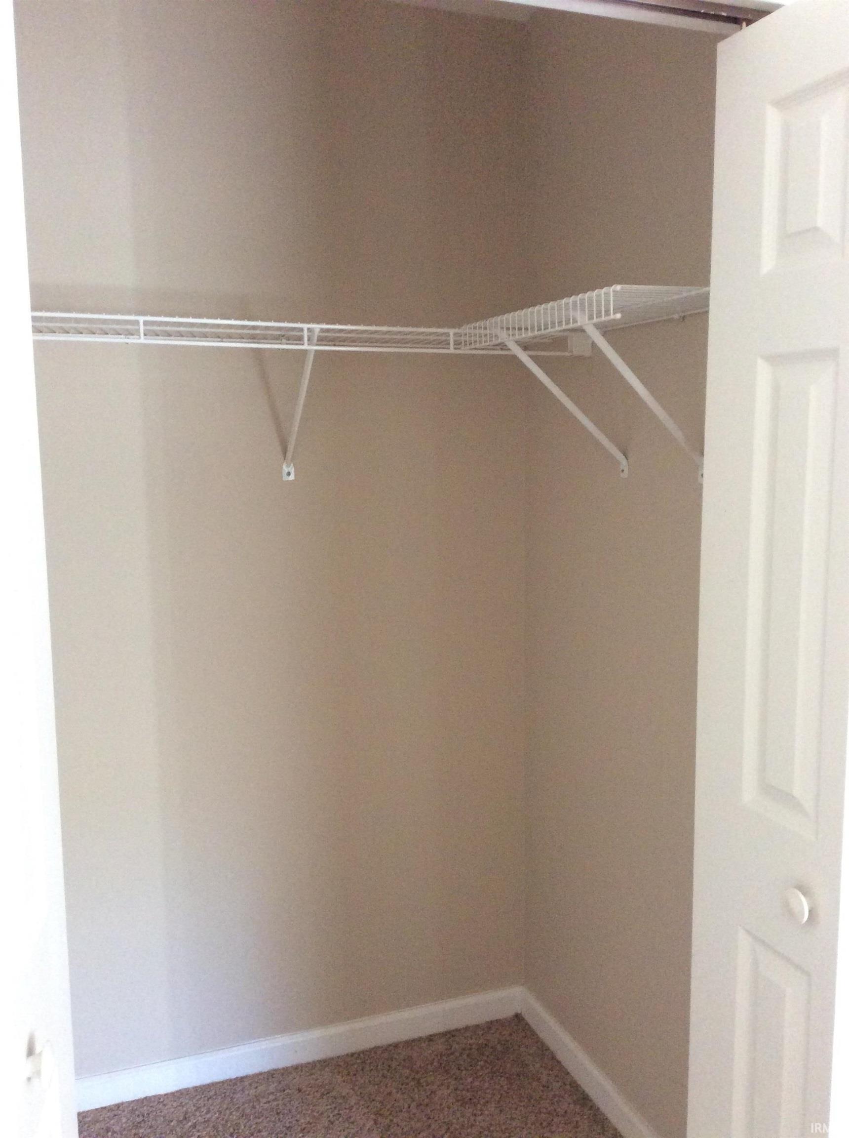 795 East Sherwood Hills Drive Bloomington, IN 47401 - Photo 7 of 16