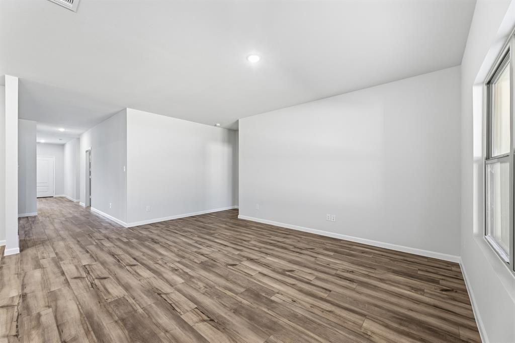 3816 Prairie Chapel Road Royse City, TX 75189 - Photo 11 of 23 Representative (14)