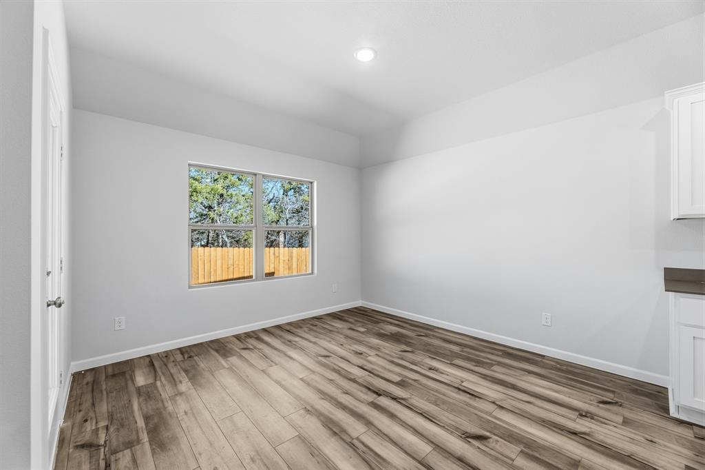 3816 Prairie Chapel Road Royse City, TX 75189 - Photo 7 of 23 Representative (22)