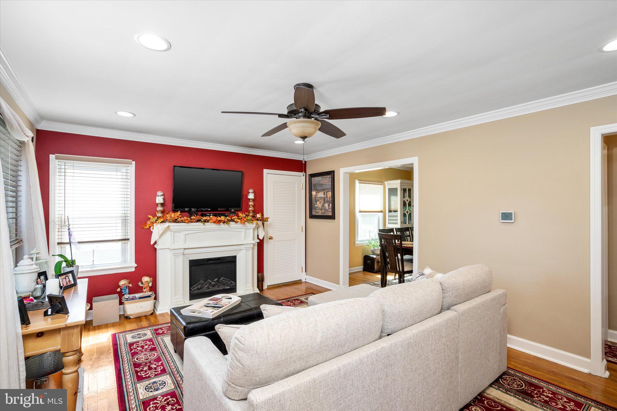 13 Sequola Road Hamilton, NJ 08619 - Photo 4 of 37 Living room