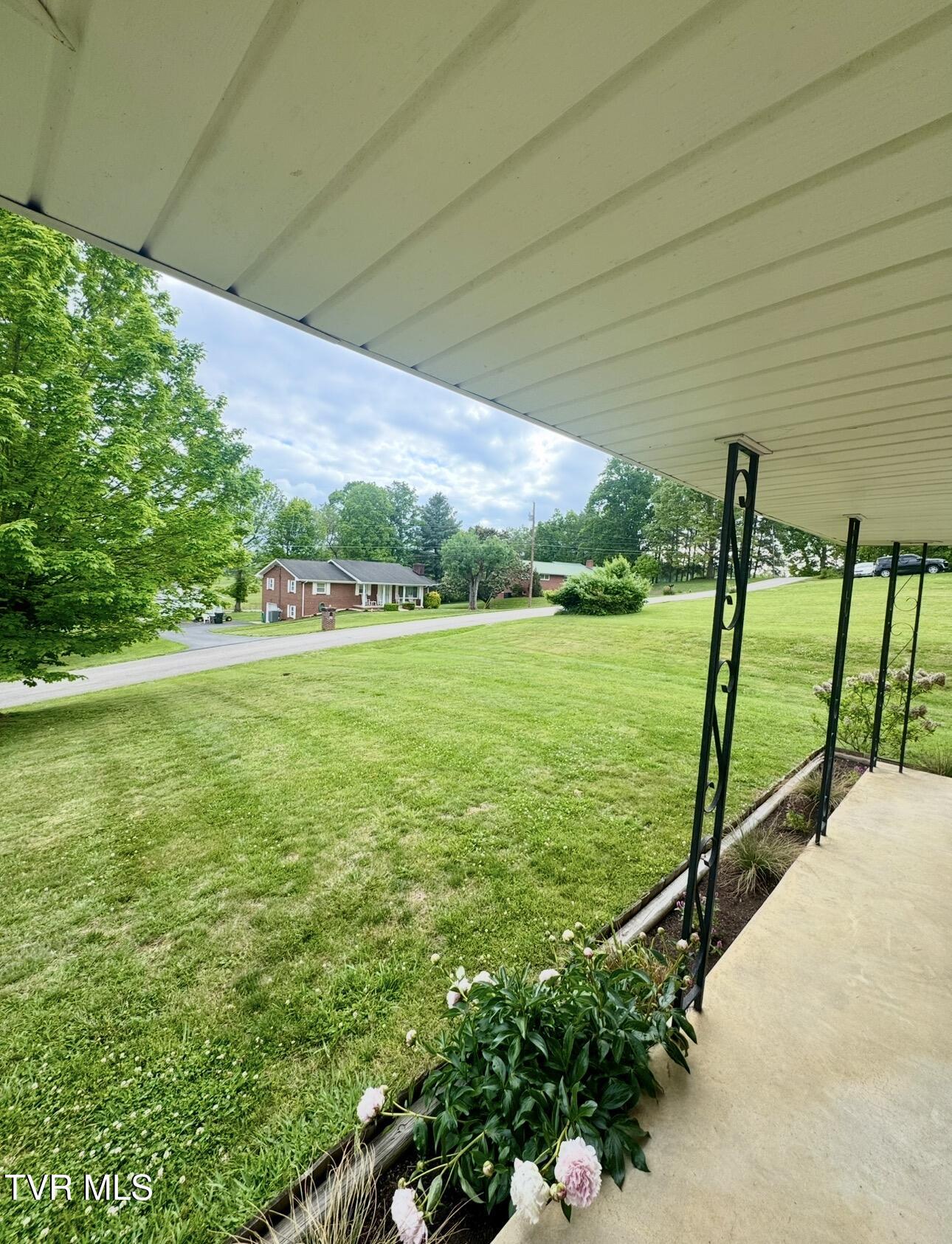 138 Richard Street Gray, TN 37615 - Photo 22 of 23 IMG_9016