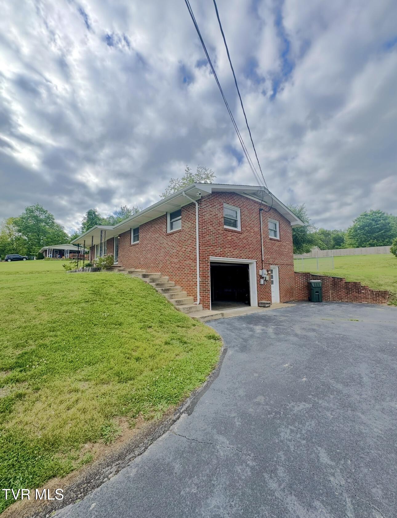 138 Richard Street Gray, TN 37615 - Photo 23 of 23 IMG_9017(1)