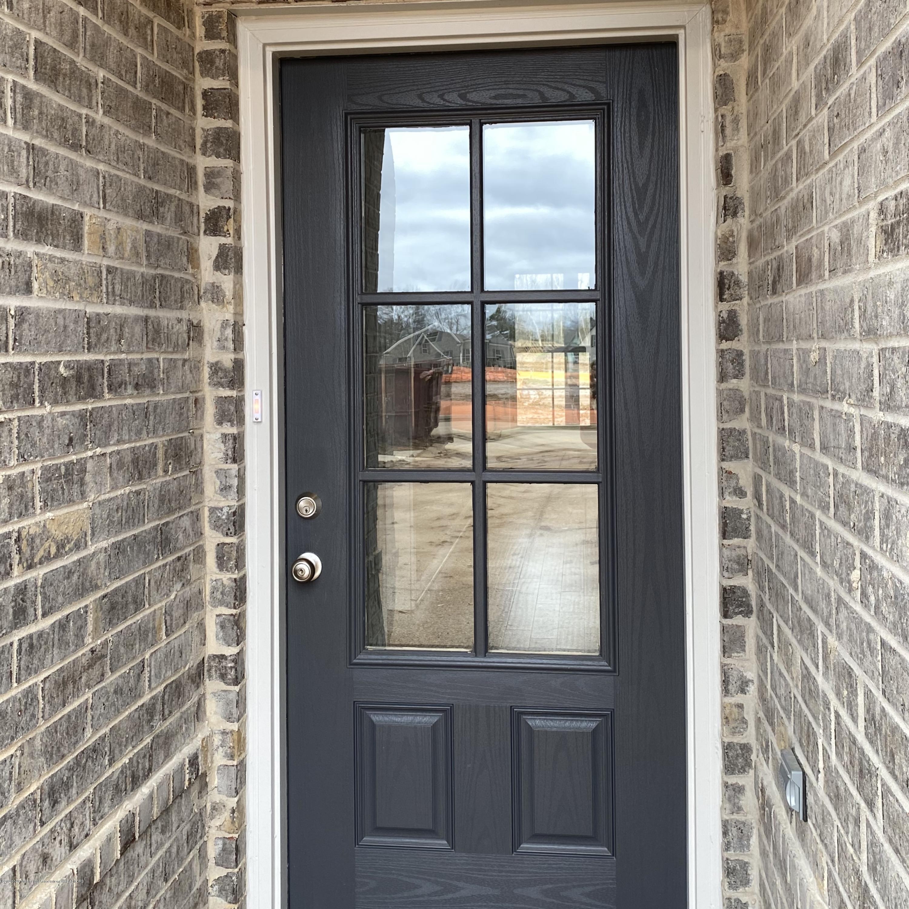 537 Howell Way Hernando, MS 38632 - Photo 2 of 22 Front door
